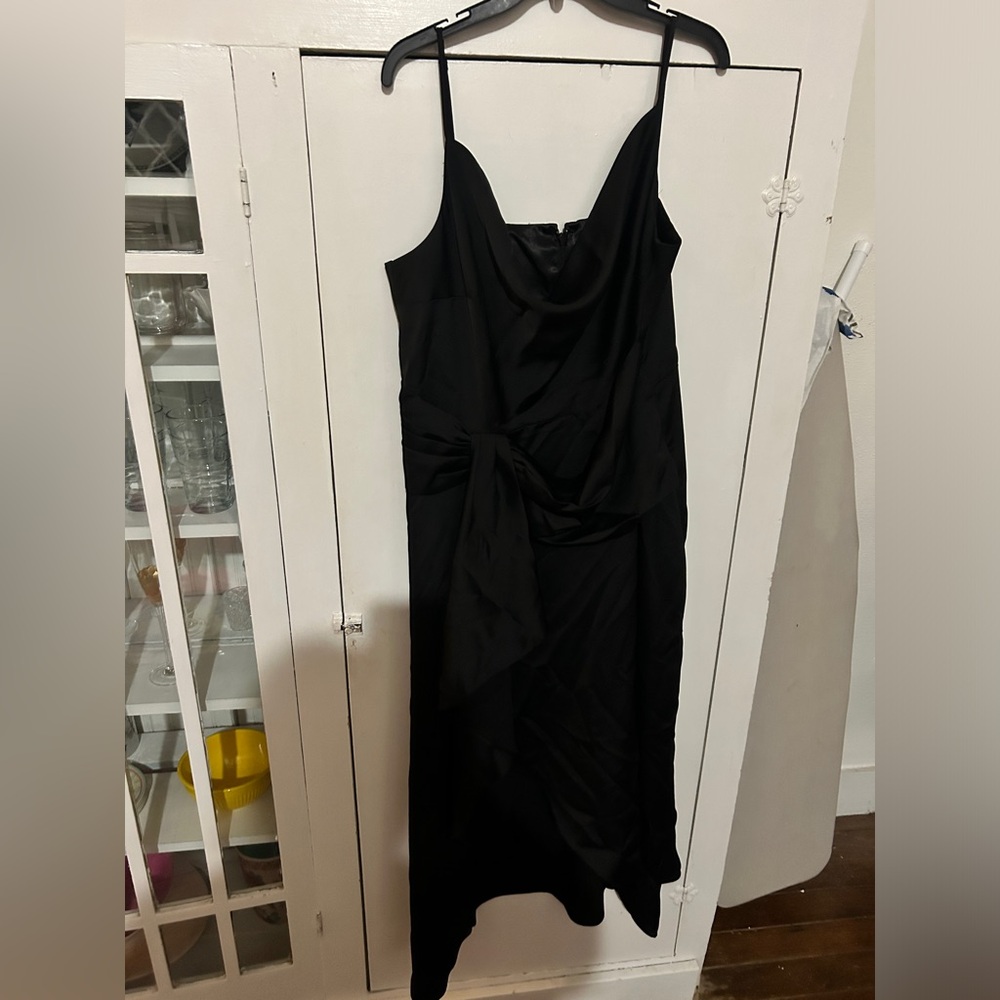 City Chic Black Midi Dress